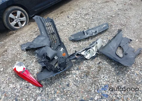 2013 Hyundai Elantra Gls from USA, damaged, VIN 5NPDH4AE2DH292092